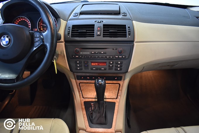 BMW X3 3.0i cat Futura